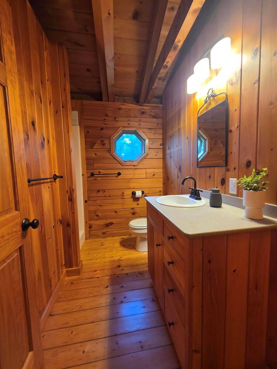12 Nonesuch Lane, Bristol, ME 04539