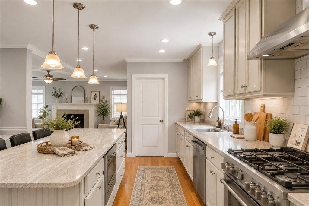 38 Concord Rd, Billerica, MA 01821