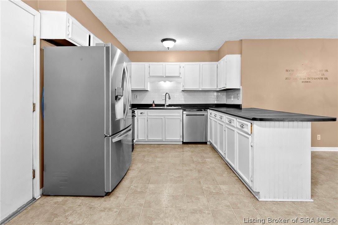 118 Clearview Drive, Jeffersonville, IN 47130