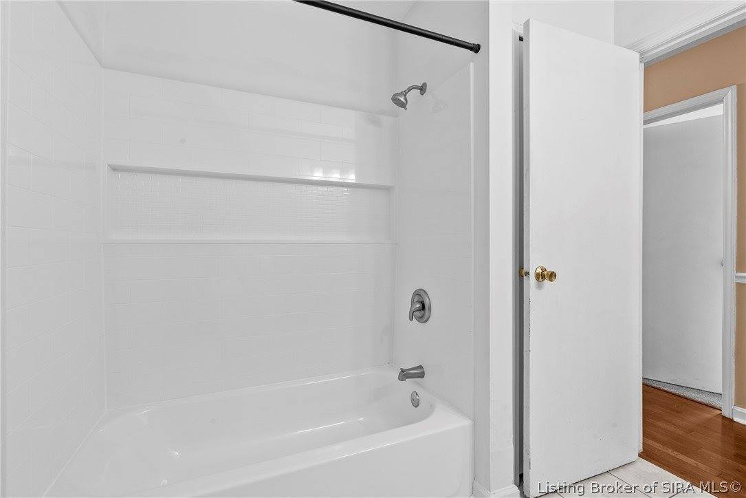 118 Clearview Drive, Jeffersonville, IN 47130