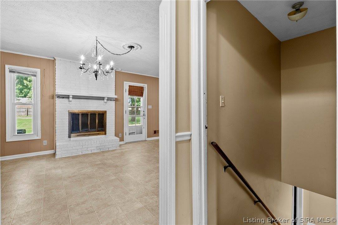 118 Clearview Drive, Jeffersonville, IN 47130