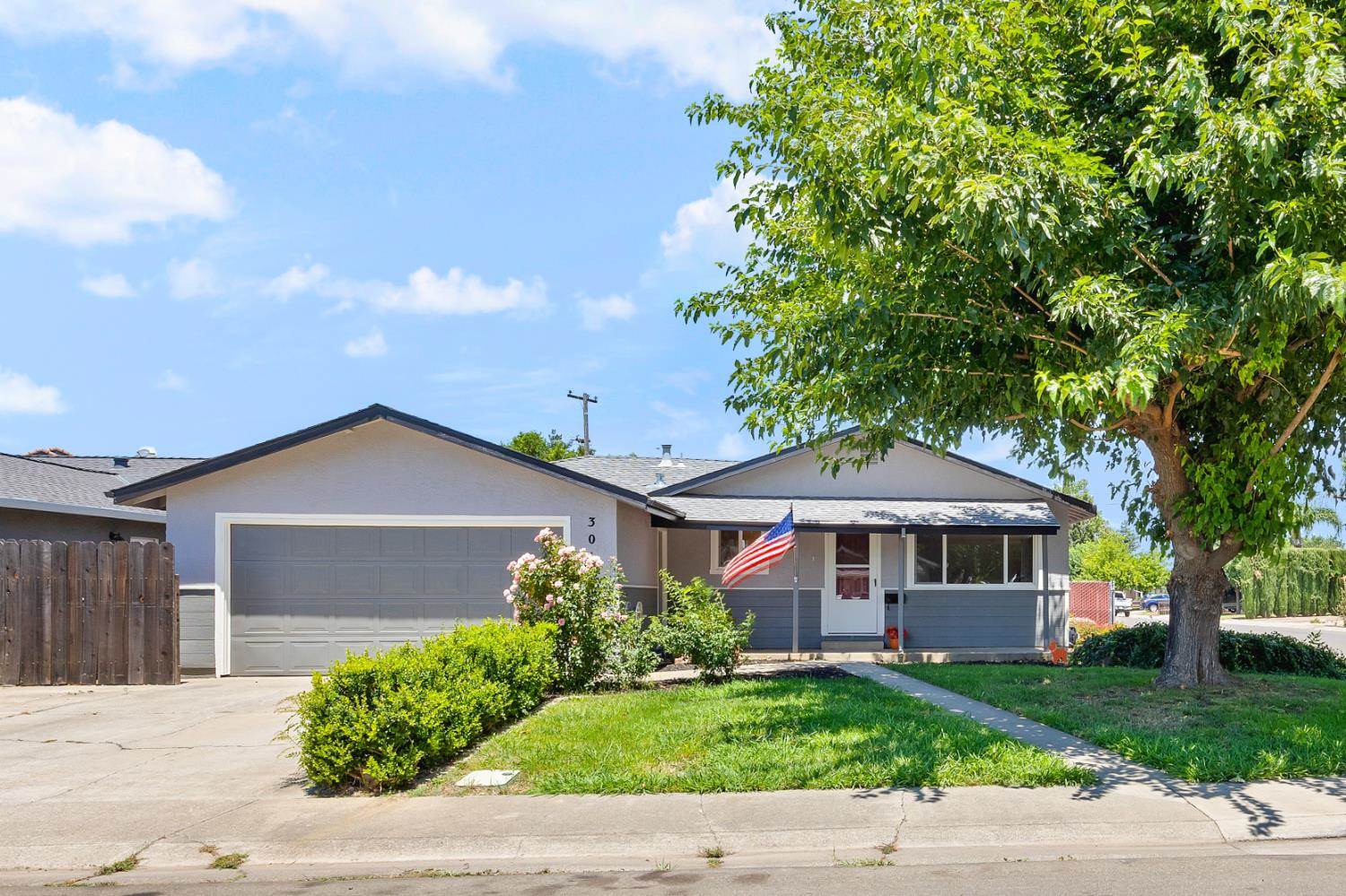 301 Rosa Avenue, Winters, CA 95694