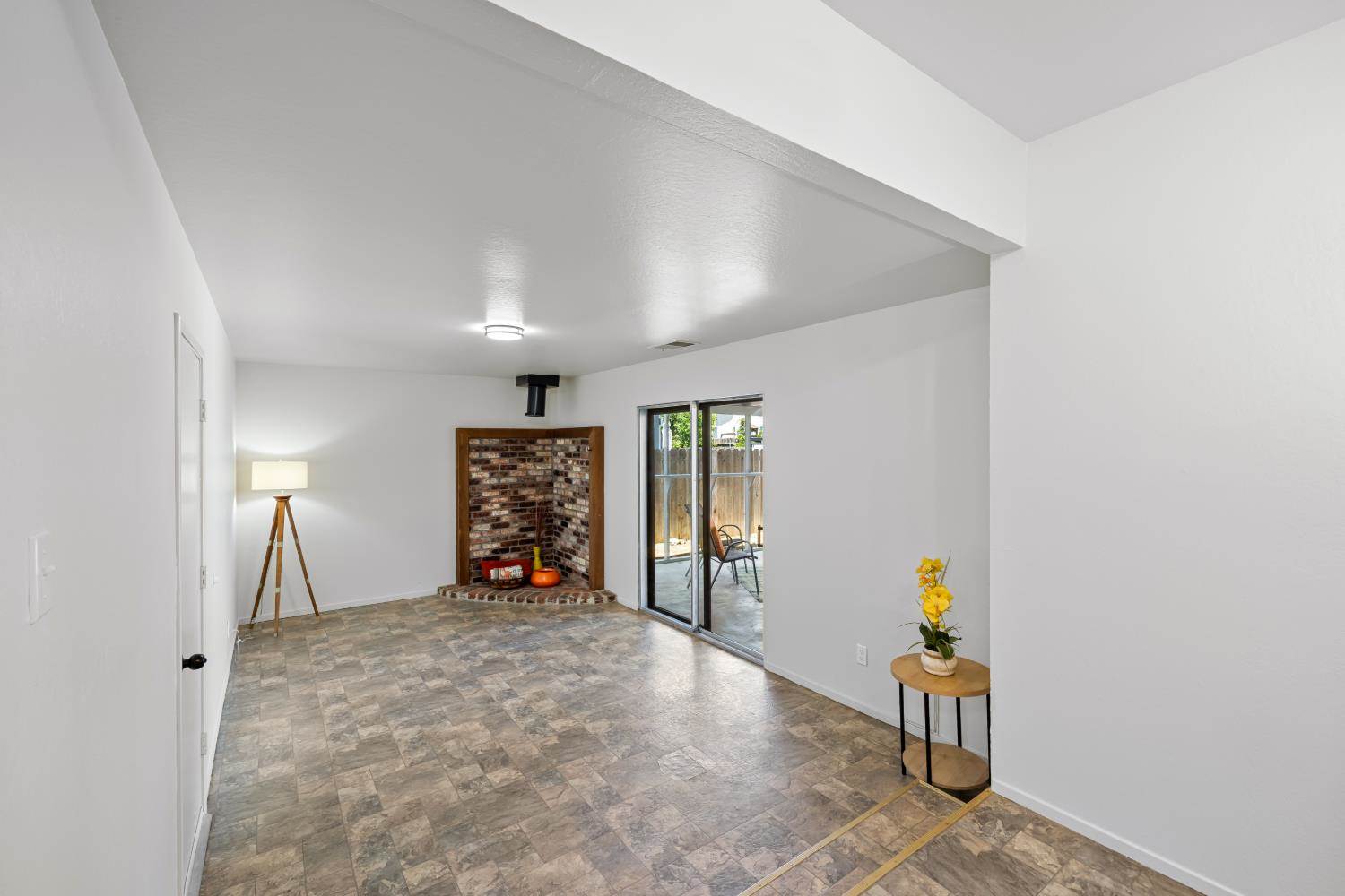 301 Rosa Avenue, Winters, CA 95694