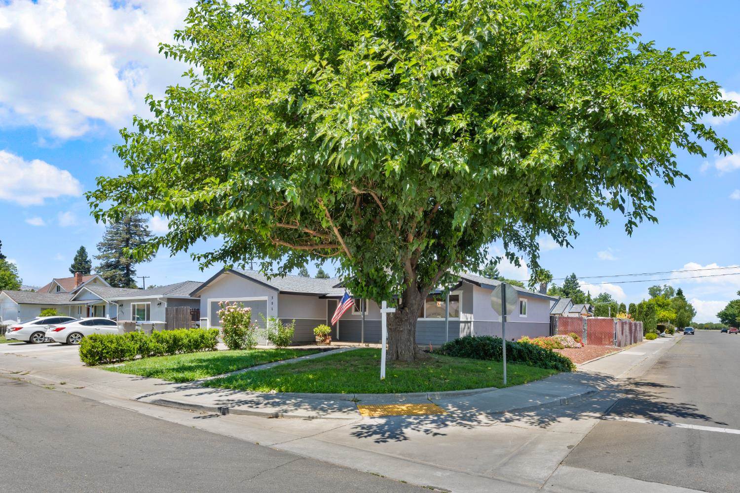 301 Rosa Avenue, Winters, CA 95694