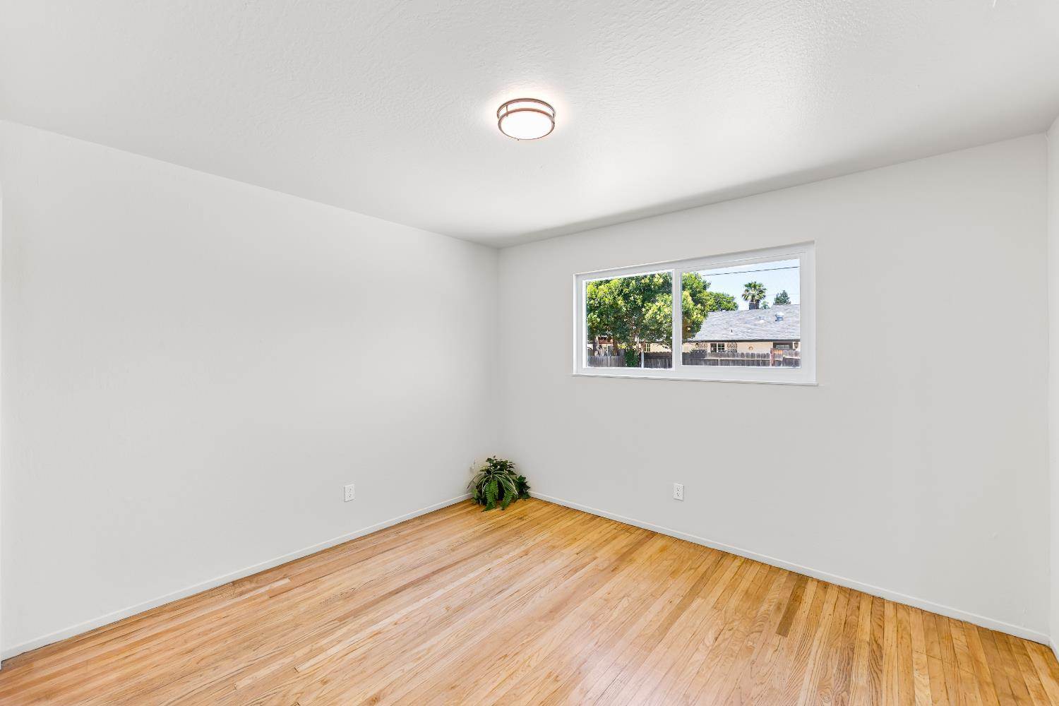 301 Rosa Avenue, Winters, CA 95694