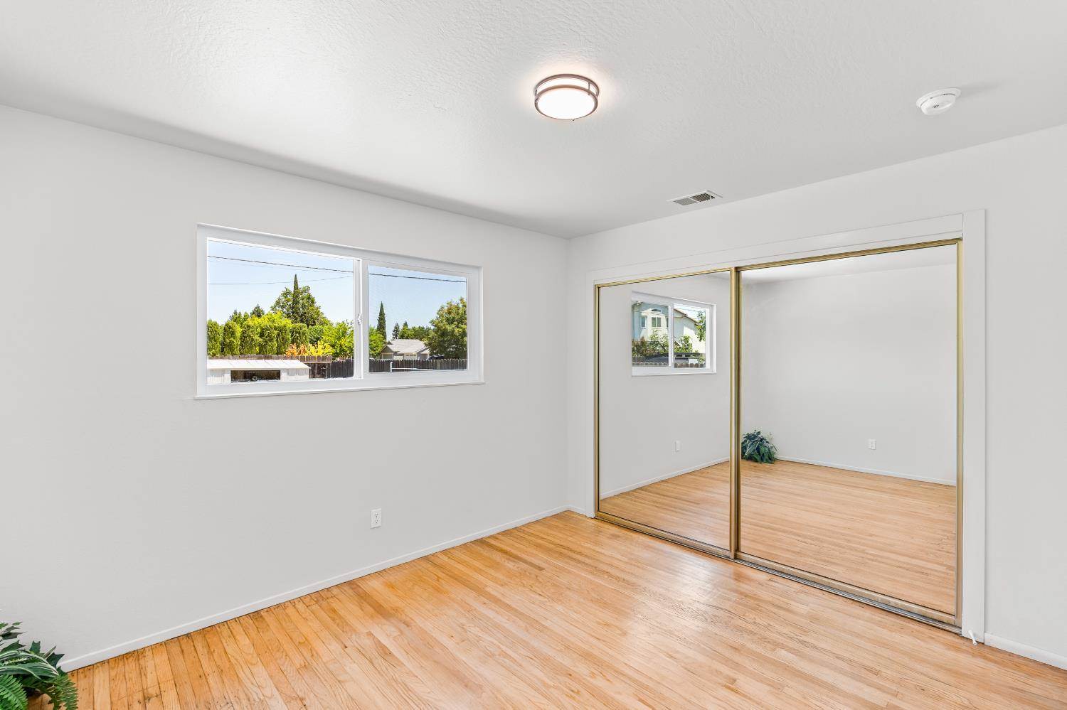 301 Rosa Avenue, Winters, CA 95694