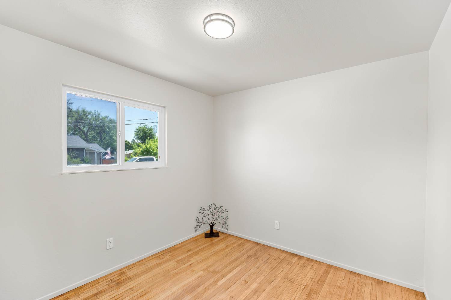 301 Rosa Avenue, Winters, CA 95694