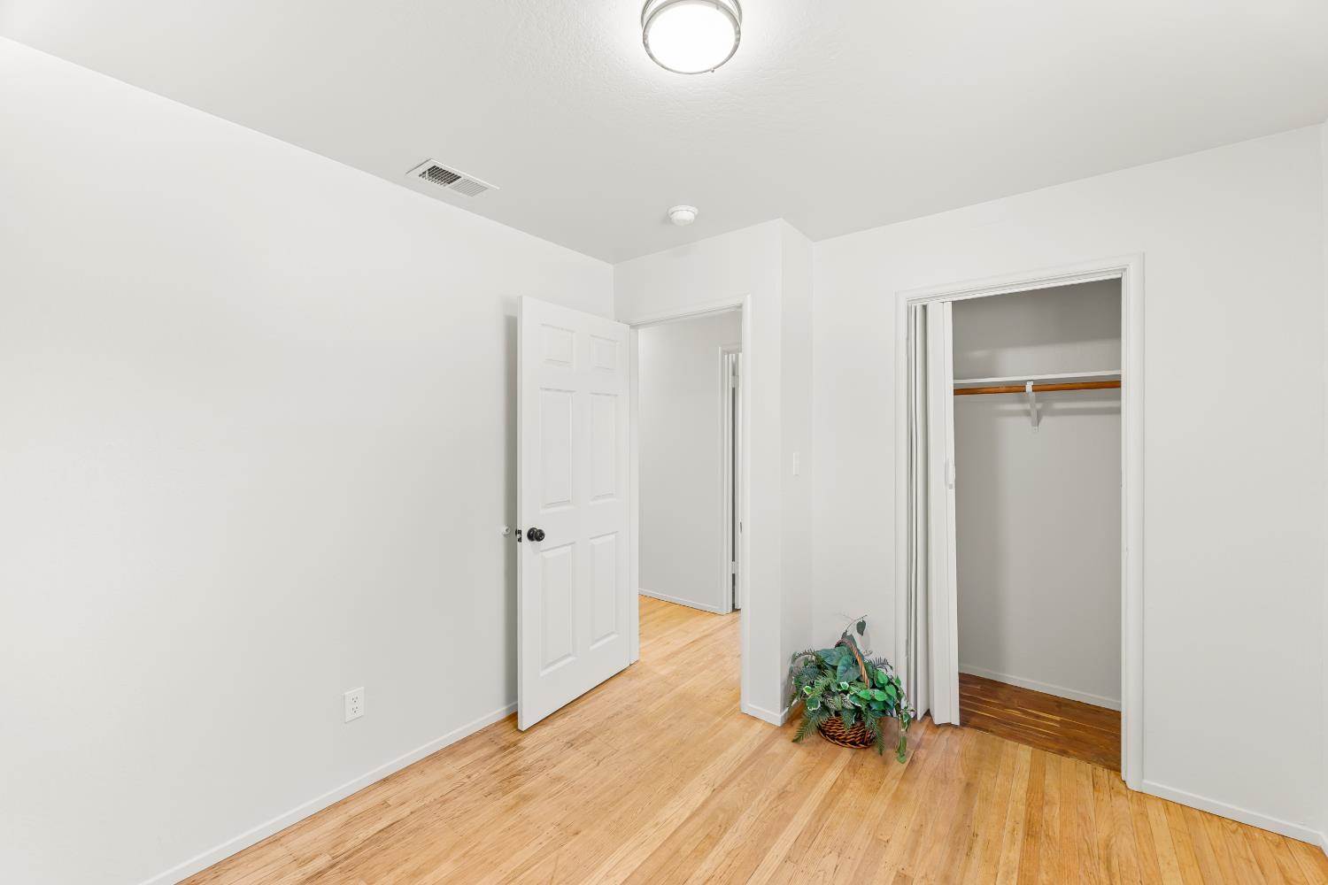 301 Rosa Avenue, Winters, CA 95694