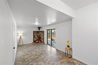 301 Rosa Avenue, Winters, CA 95694