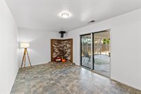 301 Rosa Avenue, Winters, CA 95694