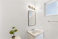 301 Rosa Avenue, Winters, CA 95694