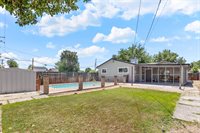 301 Rosa Avenue, Winters, CA 95694