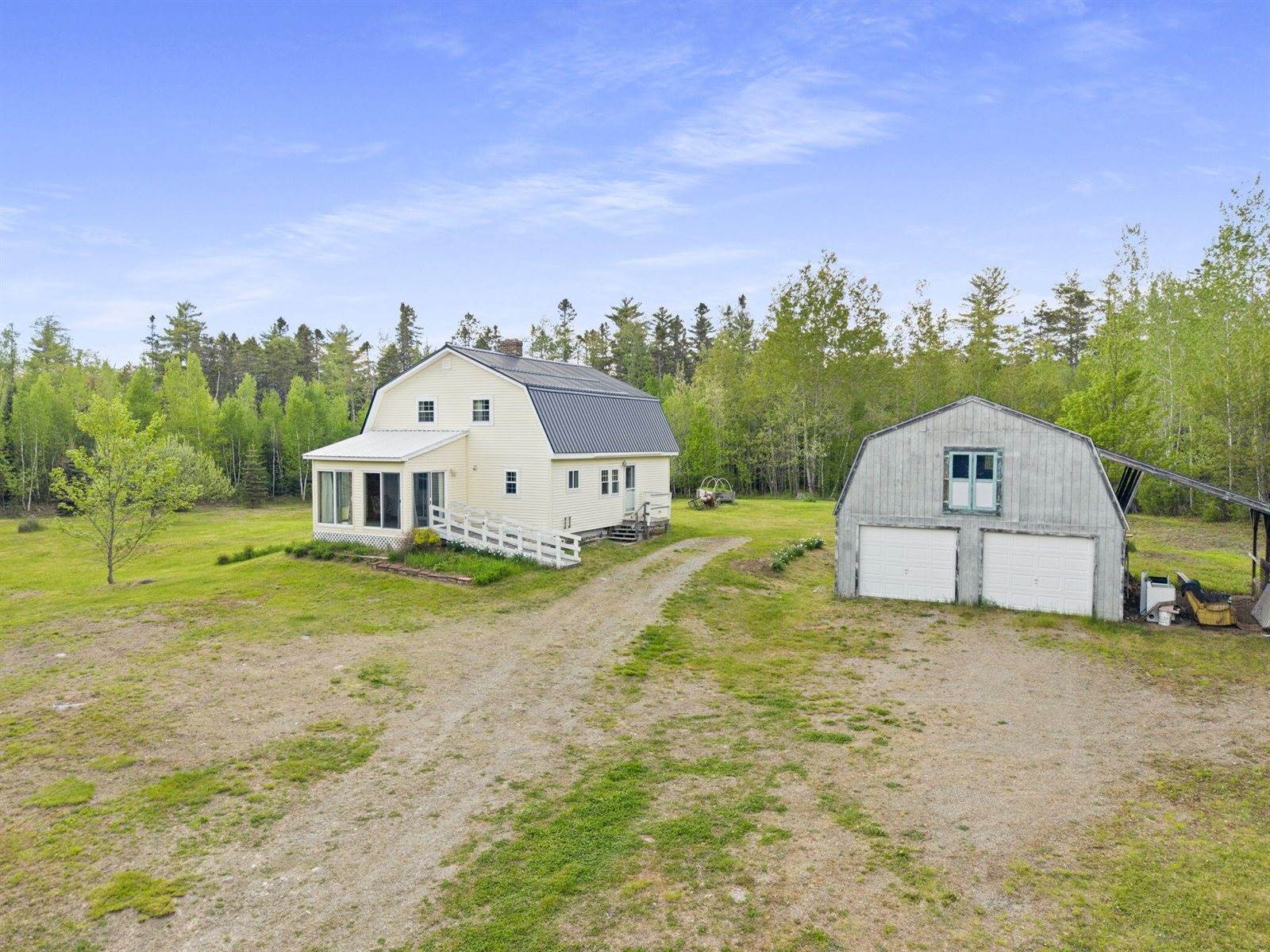 460 Airline Road, Clifton, ME 04428