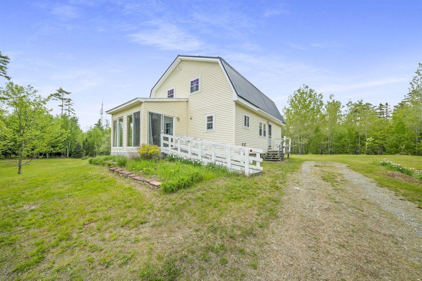 460 Airline Road, Clifton, ME 04428