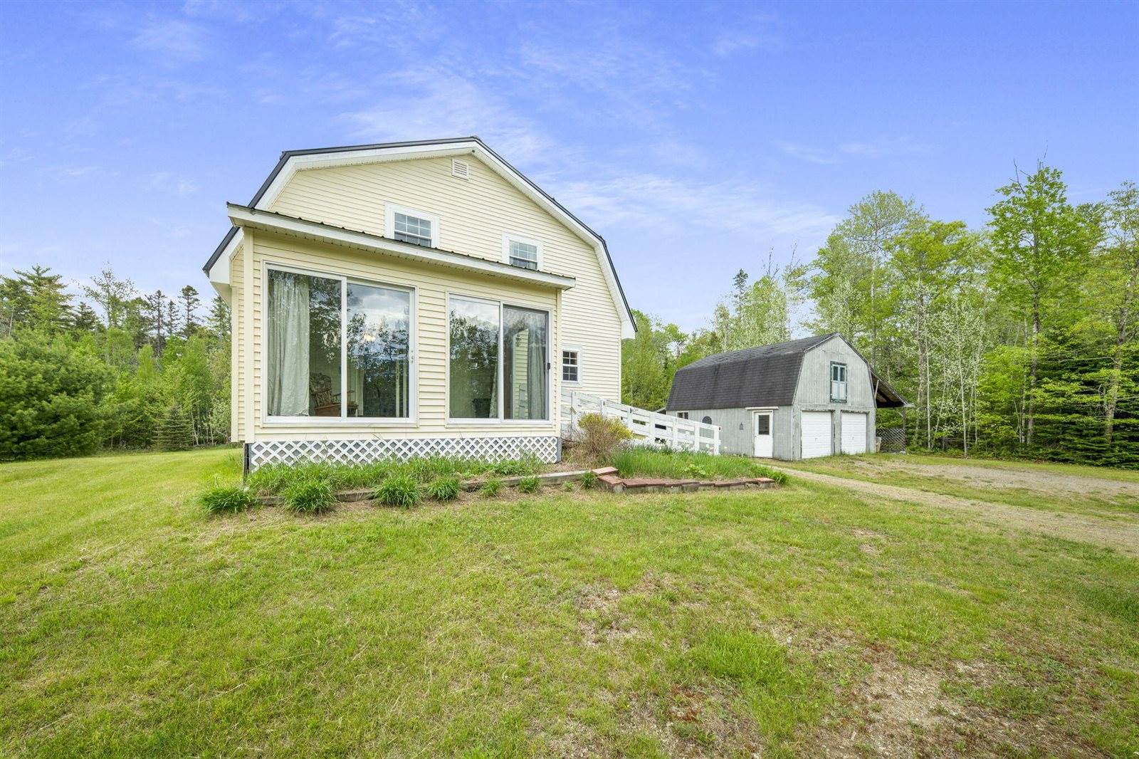 460 Airline Road, Clifton, ME 04428