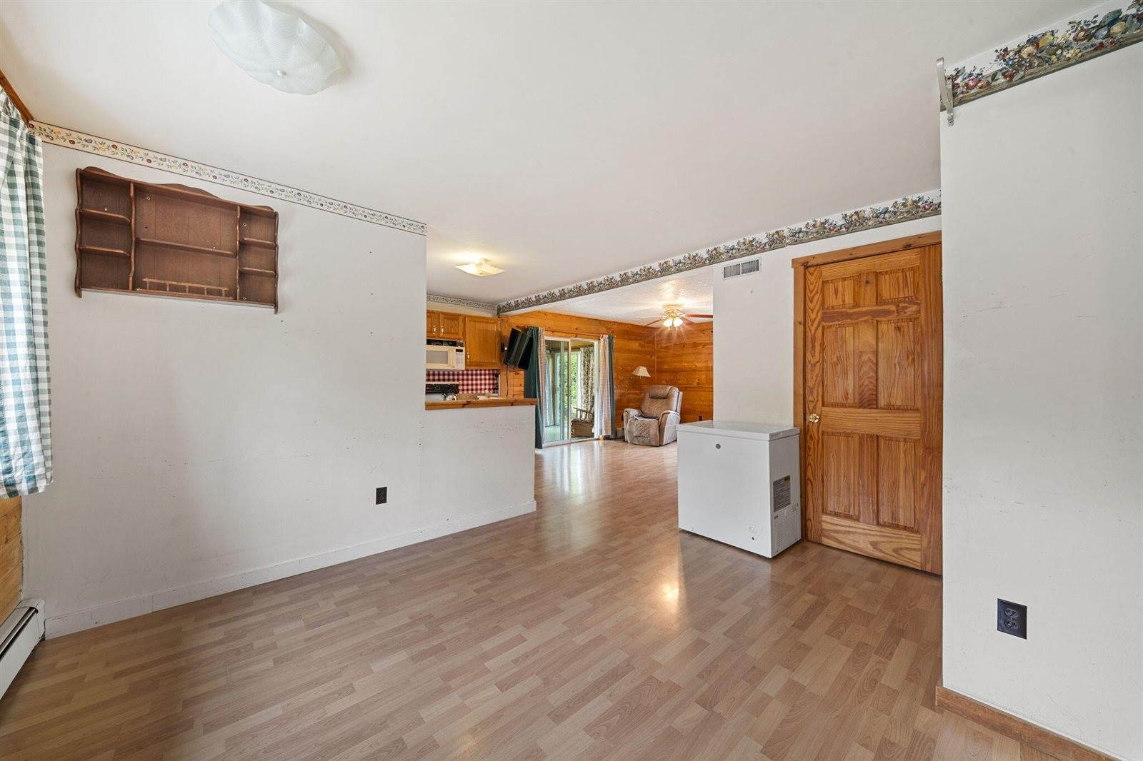 460 Airline Road, Clifton, ME 04428
