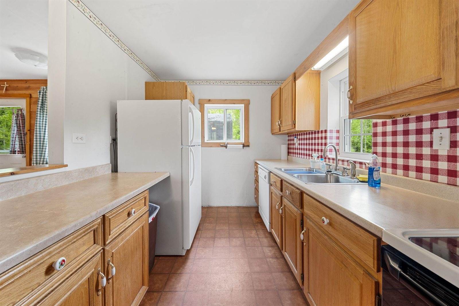 460 Airline Road, Clifton, ME 04428