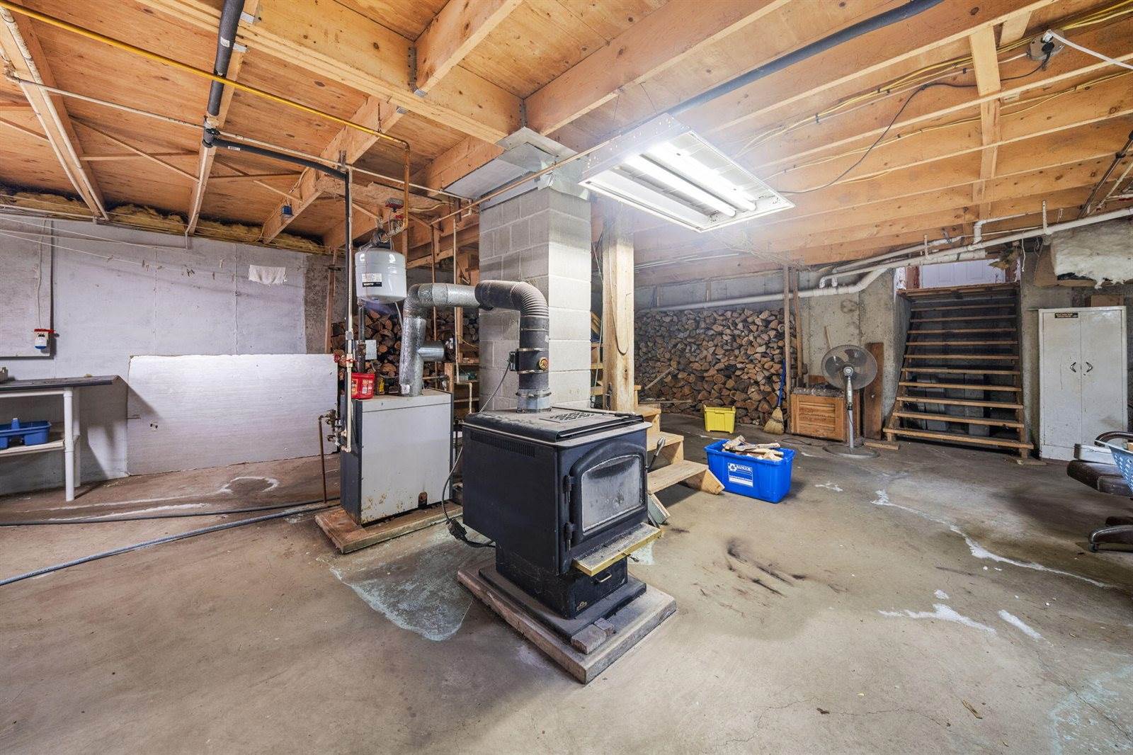 460 Airline Road, Clifton, ME 04428
