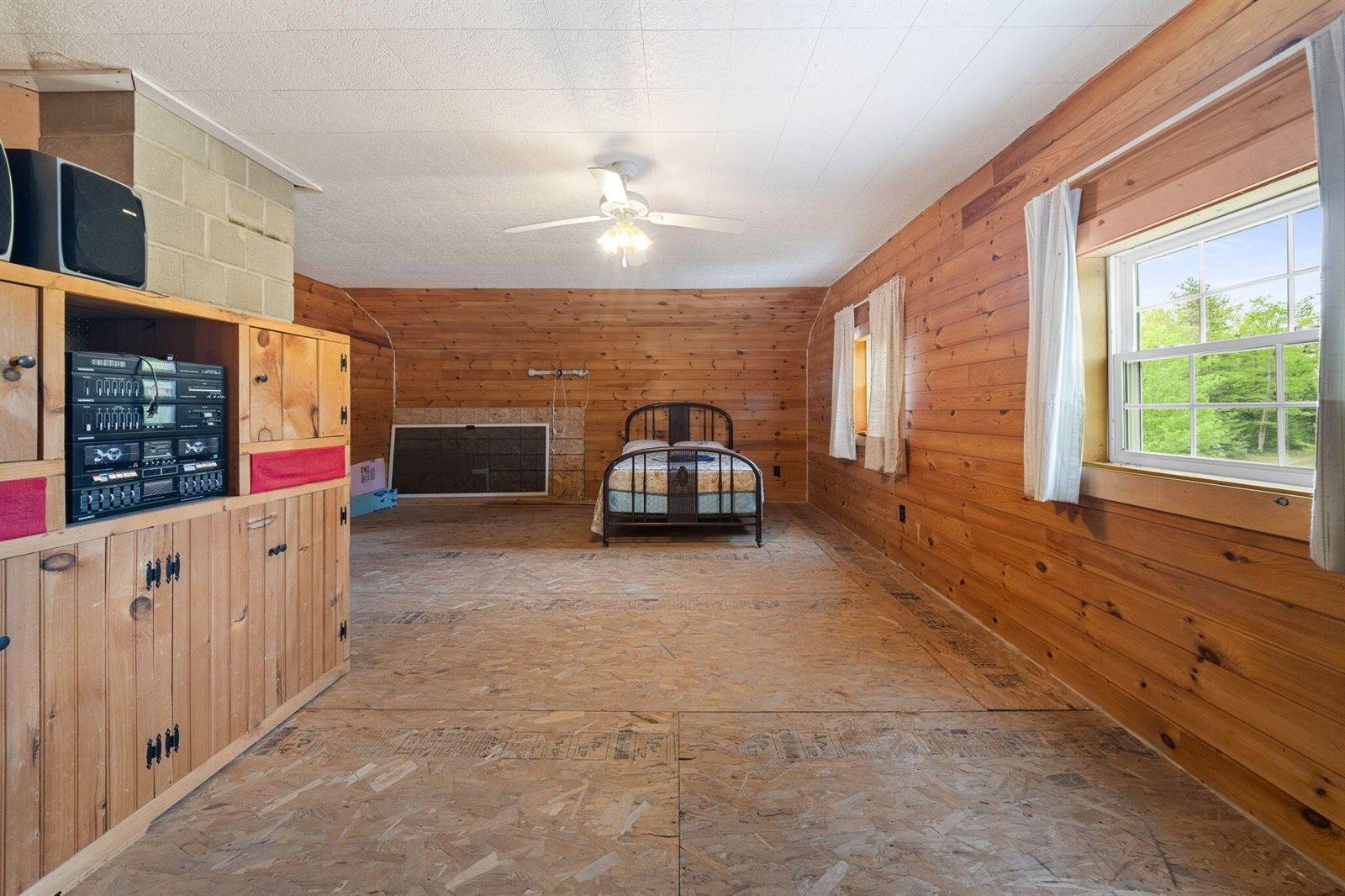 460 Airline Road, Clifton, ME 04428