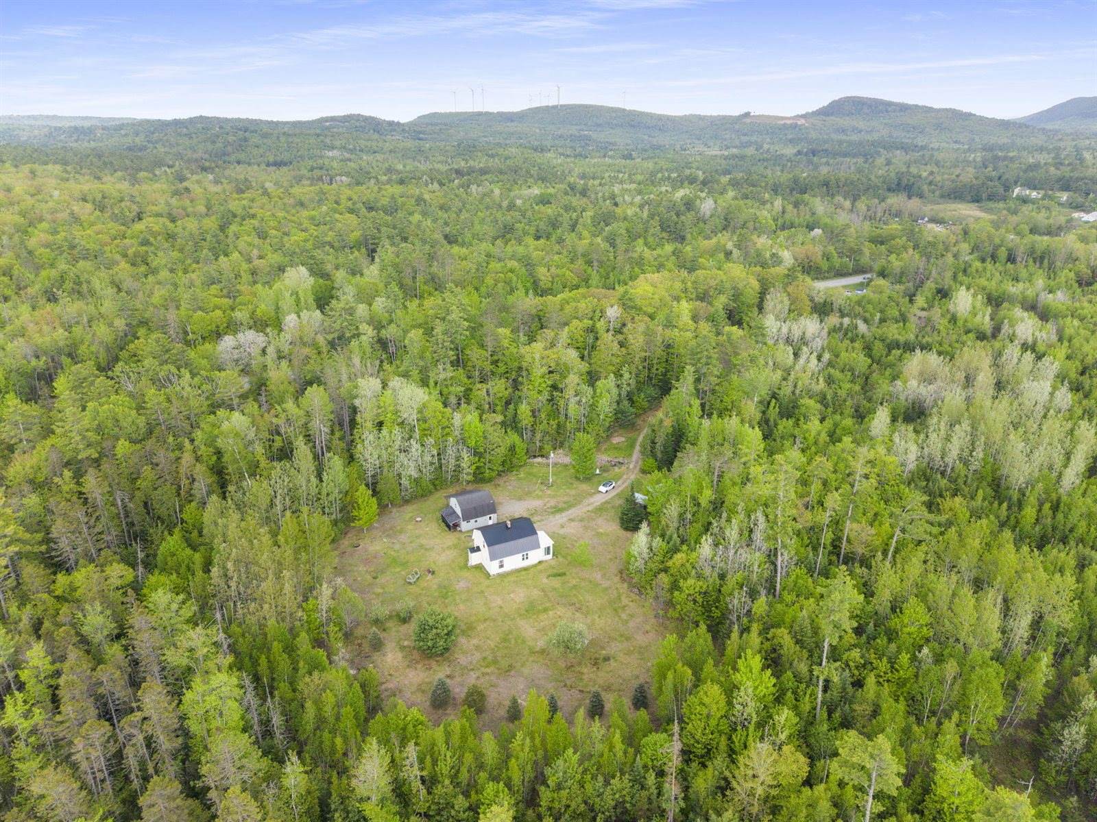 460 Airline Road, Clifton, ME 04428