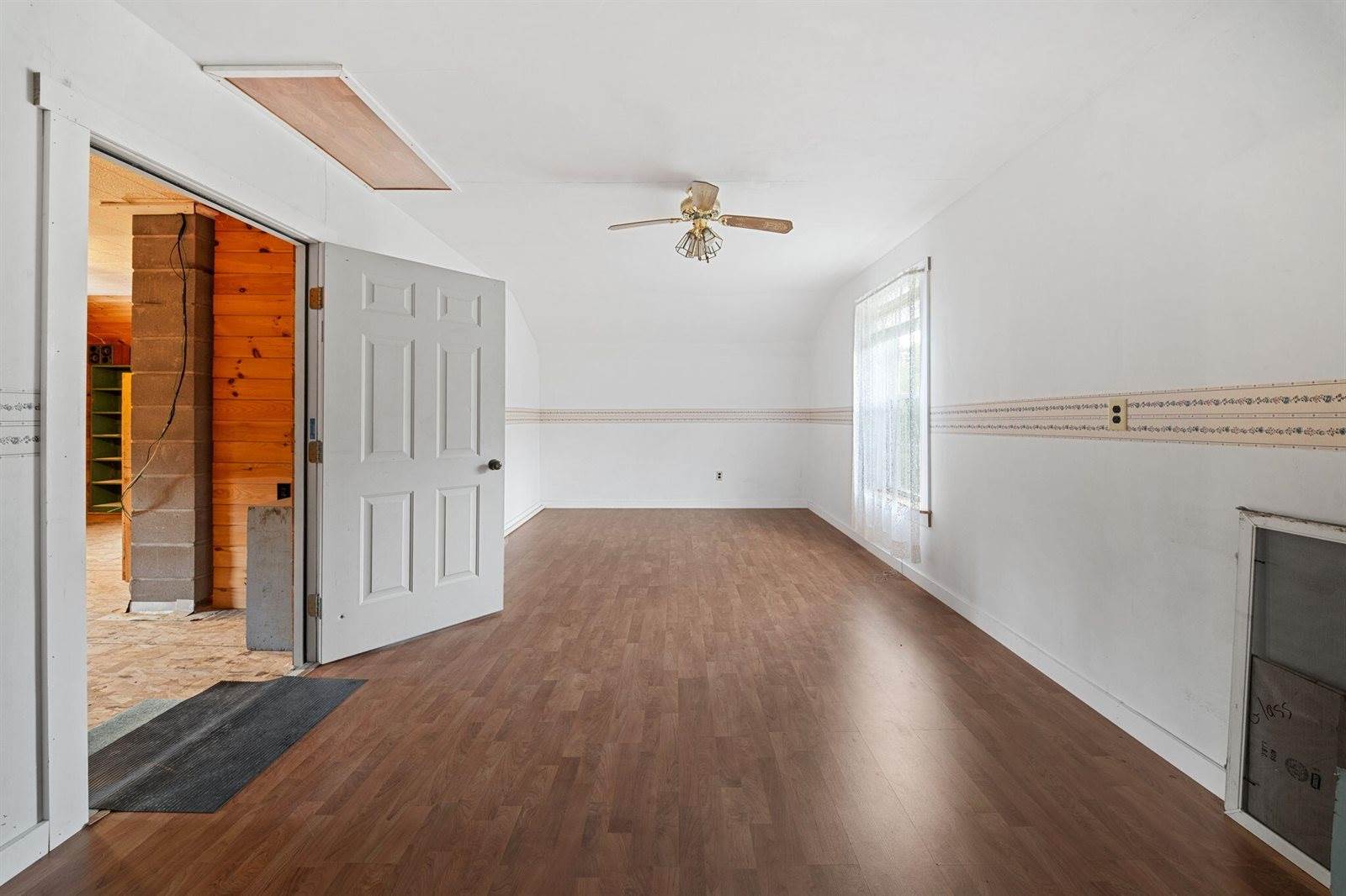 460 Airline Road, Clifton, ME 04428