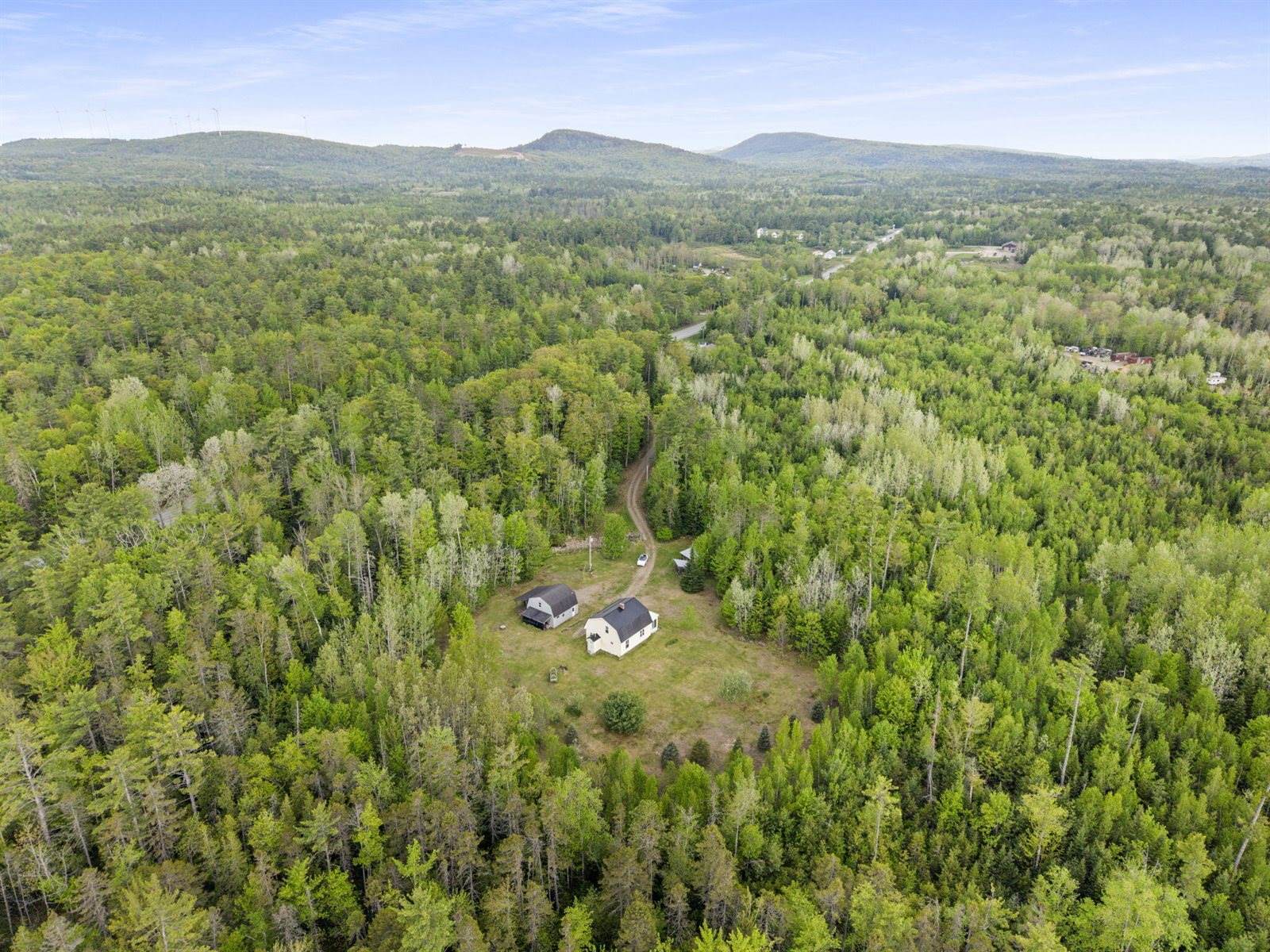 460 Airline Road, Clifton, ME 04428