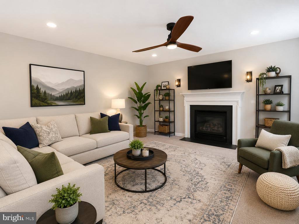 3329 Anne de Bourgh Drive, Triangle, VA 22172