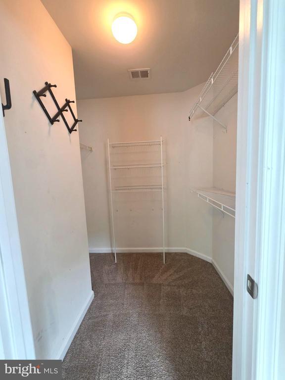 3329 Anne de Bourgh Drive, Triangle, VA 22172
