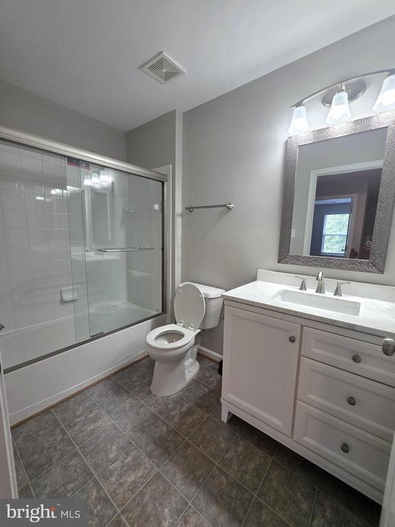 3329 Anne de Bourgh Drive, Triangle, VA 22172