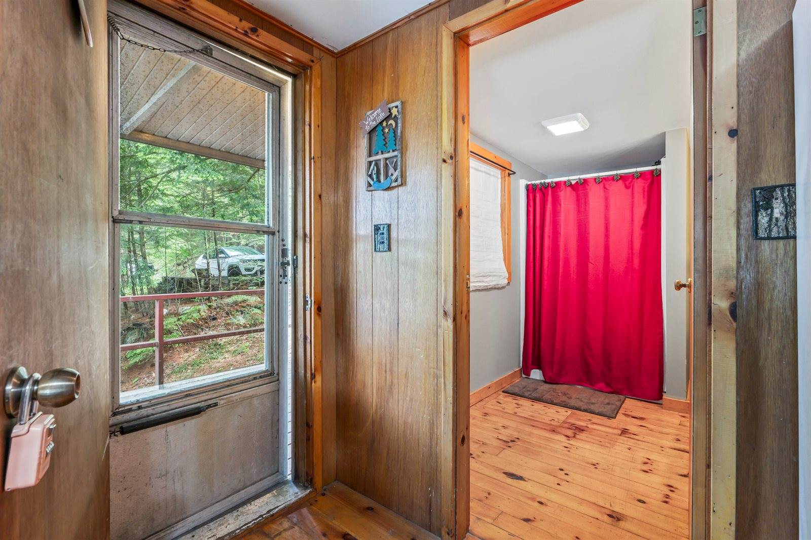 537 Sunflower Lane East, Sidney, ME 04330