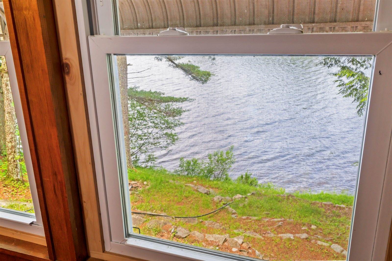 537 Sunflower Lane East, Sidney, ME 04330