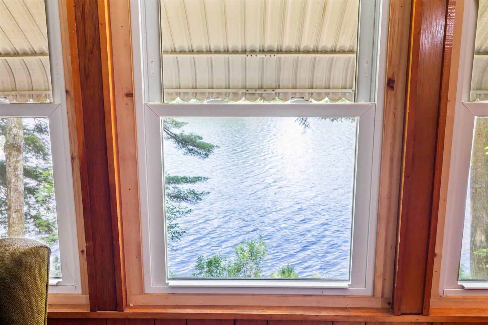 537 Sunflower Lane East, Sidney, ME 04330