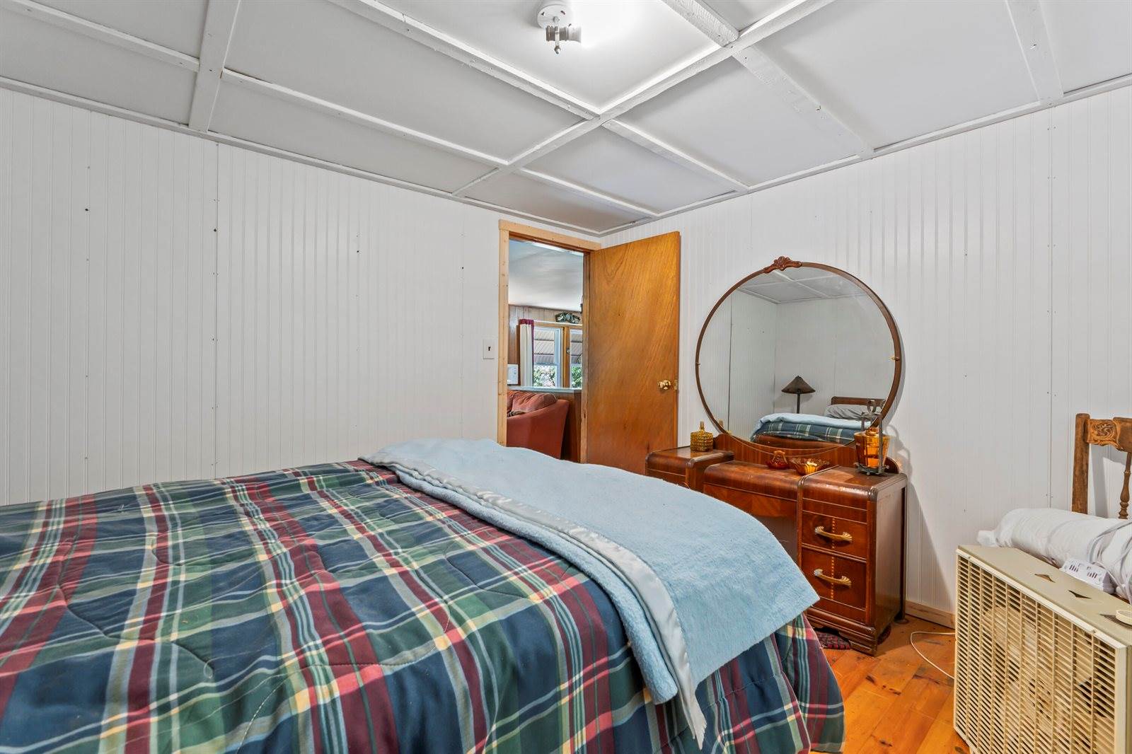 537 Sunflower Lane East, Sidney, ME 04330