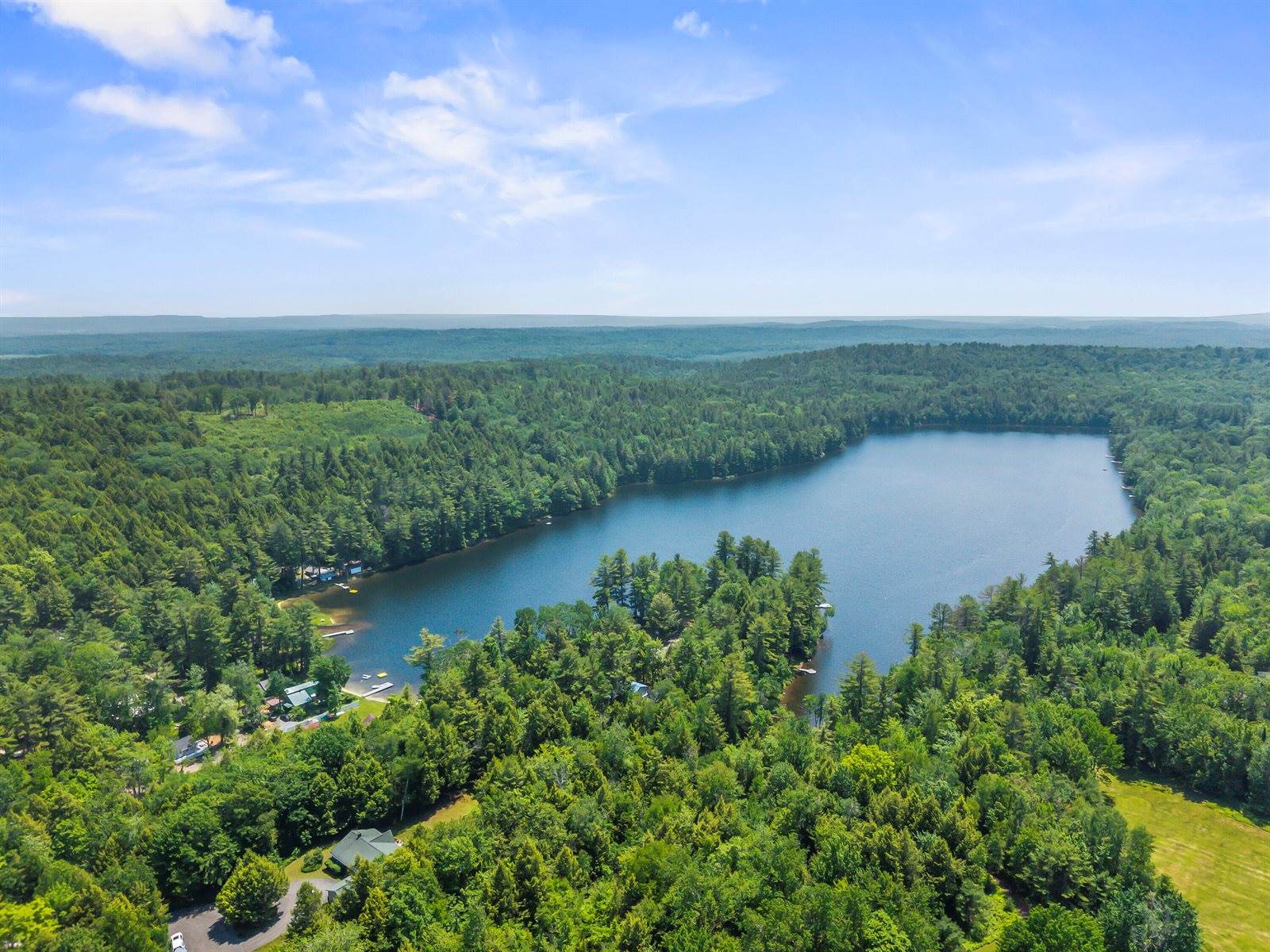 537 Sunflower Lane East, Sidney, ME 04330