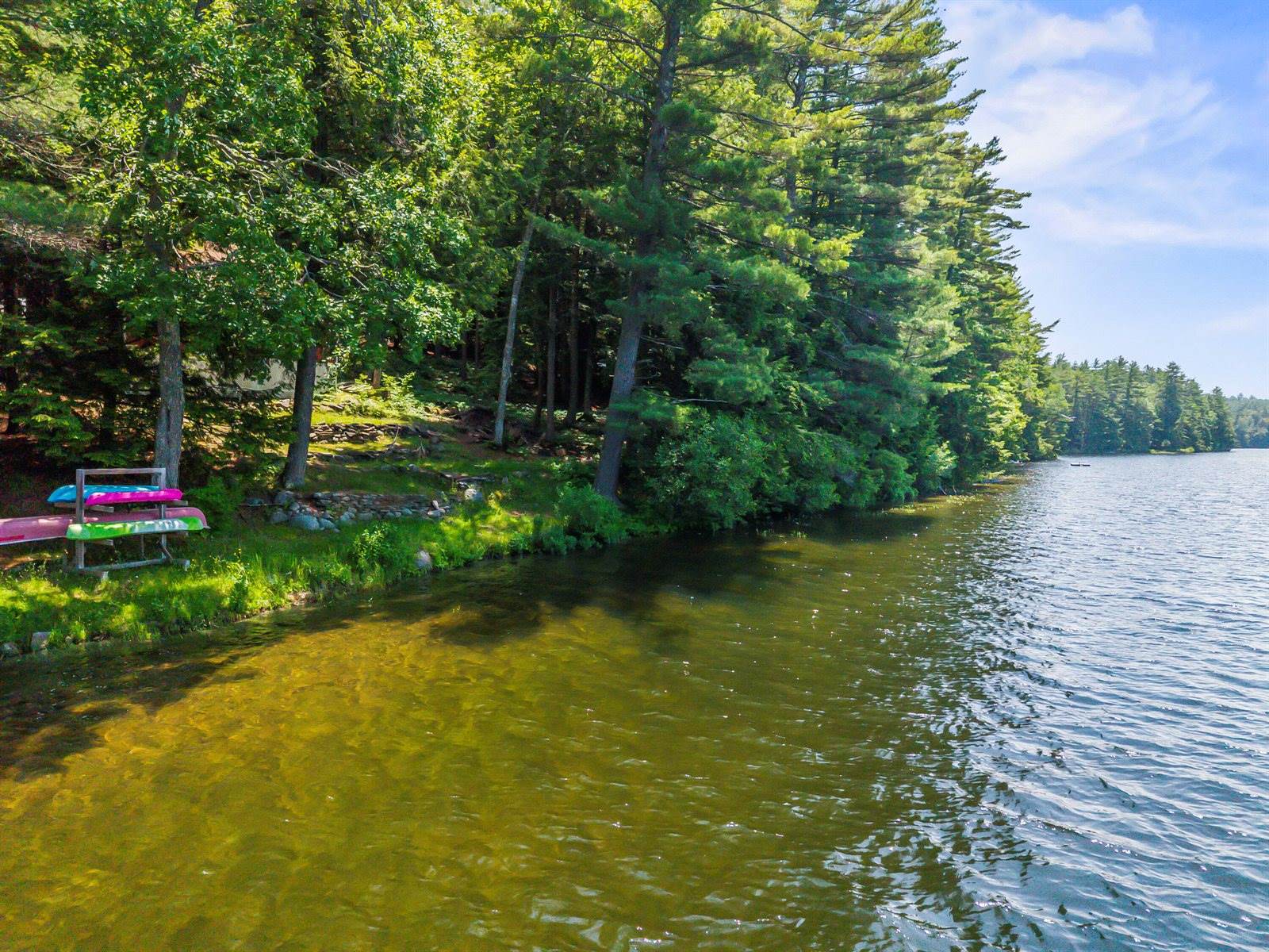 537 Sunflower Lane East, Sidney, ME 04330