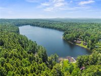 537 Sunflower Lane East, Sidney, ME 04330