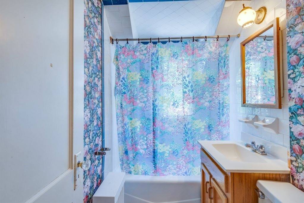 521 Walpole St, Norwood, MA 02062