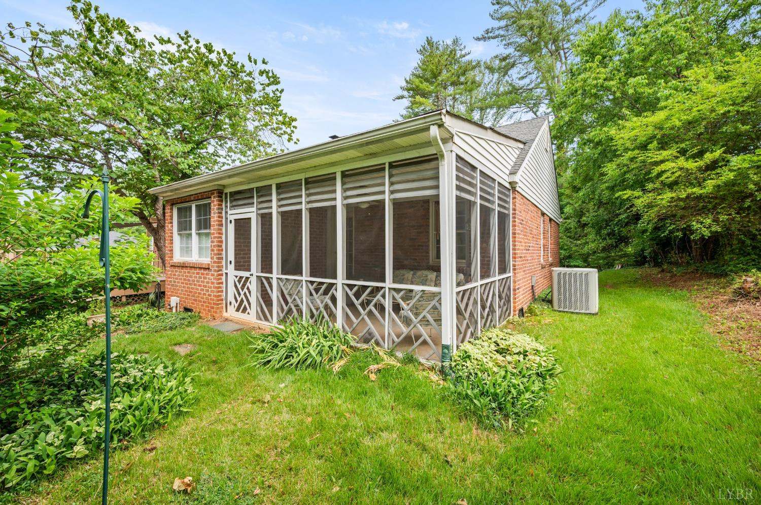 1710 Langhorne Road, Lynchburg, VA 24503