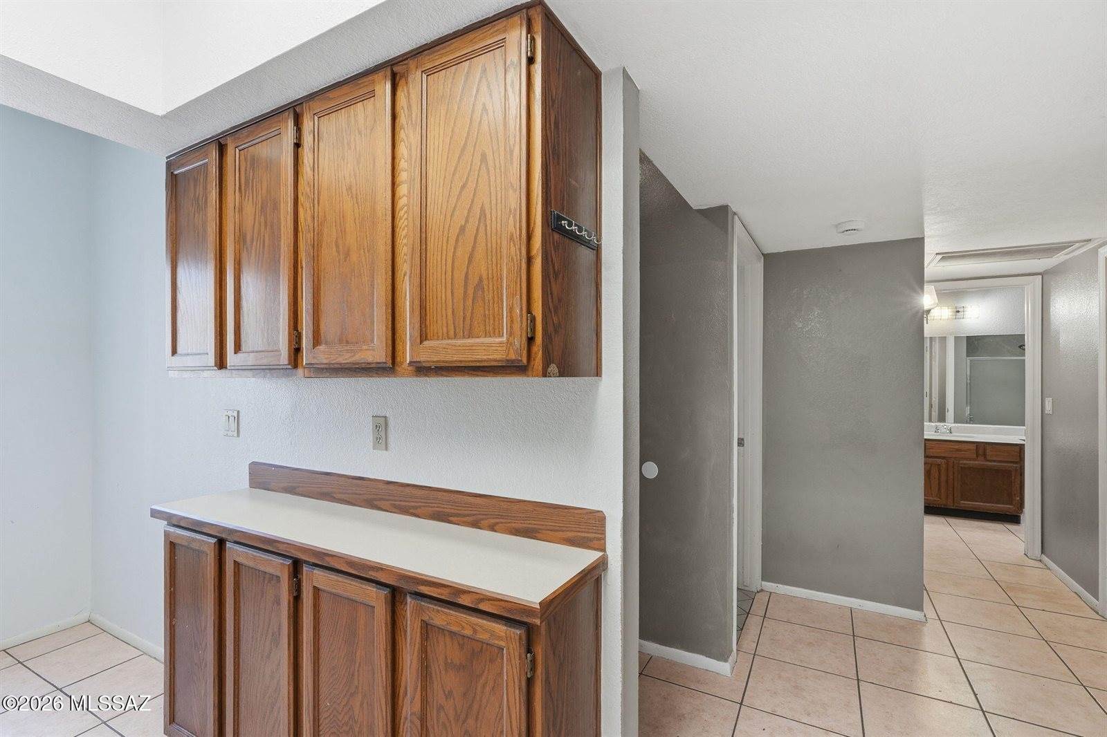 2522 North Ironwood Ridge Drive, Tucson, AZ 85745
