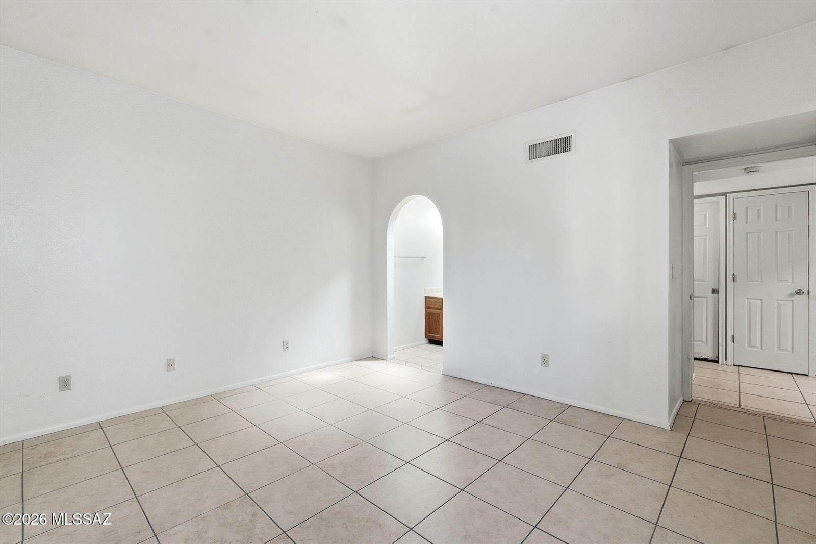 2522 North Ironwood Ridge Drive, Tucson, AZ 85745