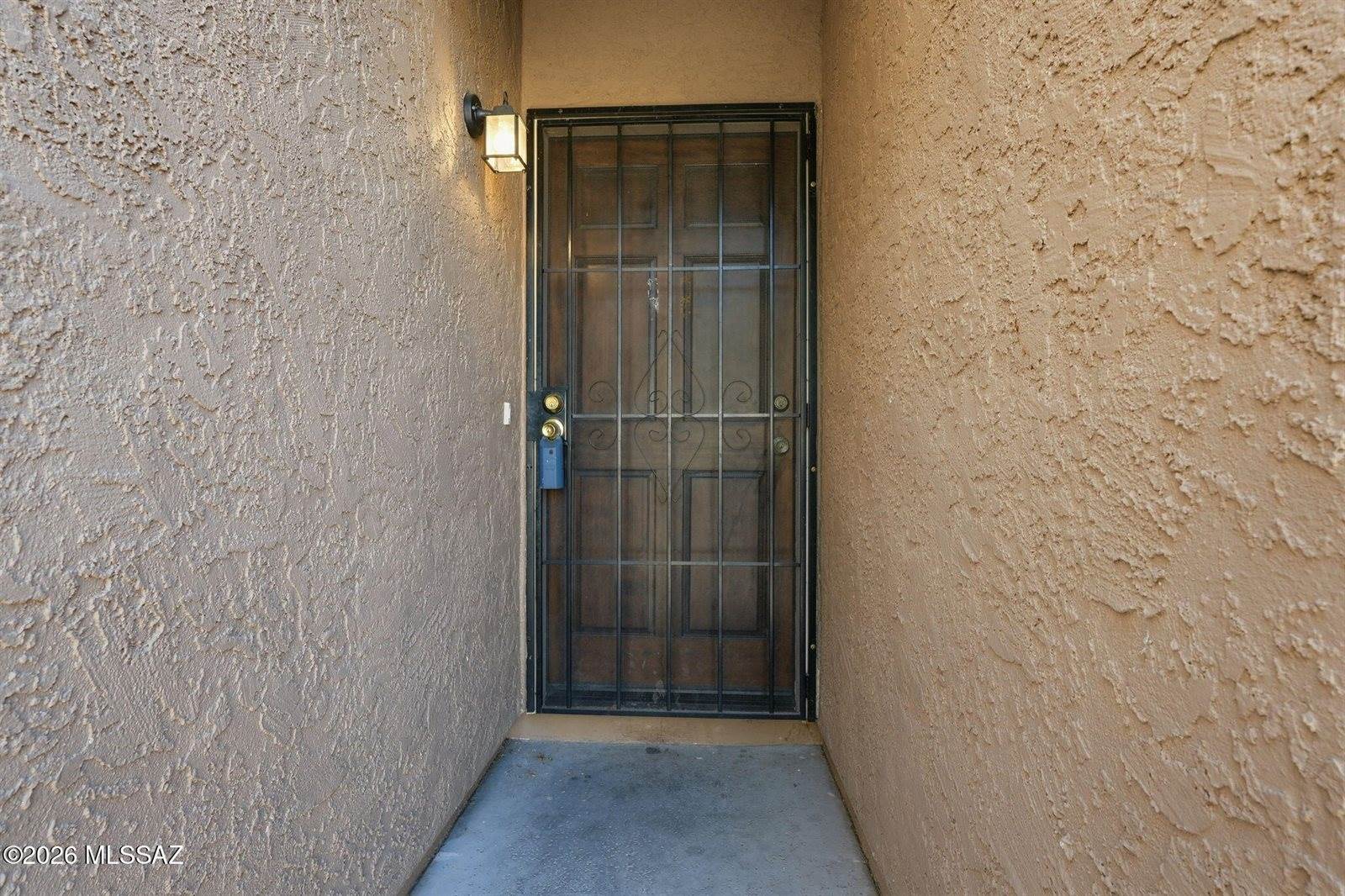 2522 North Ironwood Ridge Drive, Tucson, AZ 85745