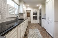 220 Lakeshore Drive, Alma, GA 31510