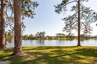 220 Lakeshore Drive, Alma, GA 31510