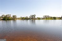 220 Lakeshore Drive, Alma, GA 31510