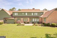 220 Lakeshore Drive, Alma, GA 31510