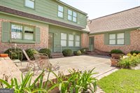 220 Lakeshore Drive, Alma, GA 31510