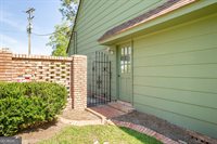220 Lakeshore Drive, Alma, GA 31510