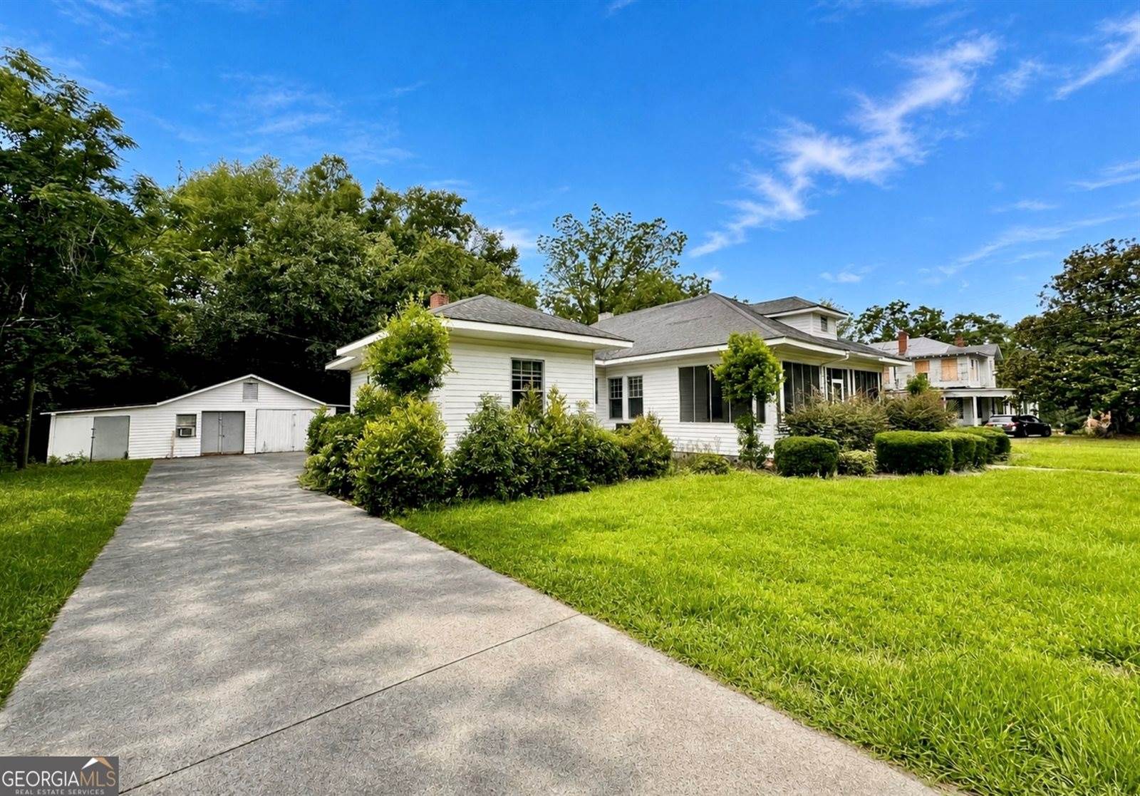 502 Dewey Street, Waycross, GA 31501