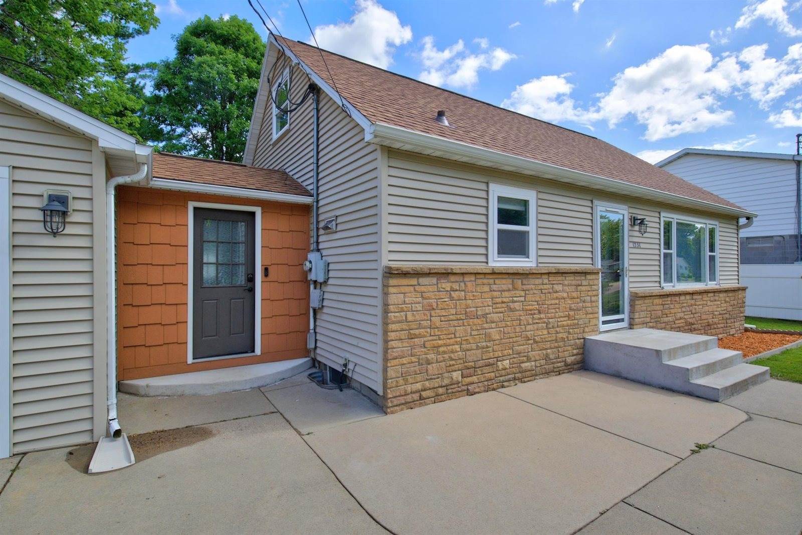 1231 Cook Avenue, Wisconsin Rapids, WI 54494