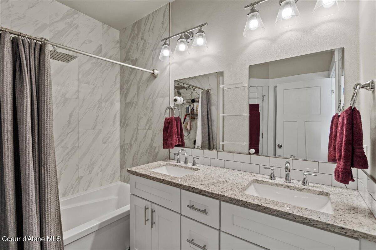 12153 West Moorfield Ave, Post Falls, ID 83854